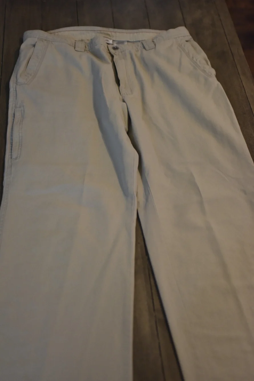 Columbia Convertible Cargo Pants Beige Zip Off Mens Size 40 LSC297